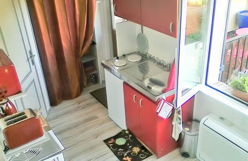 Les Authieux-Papion Apartment | Homerez - Countryside apt., Les Authieux Papion