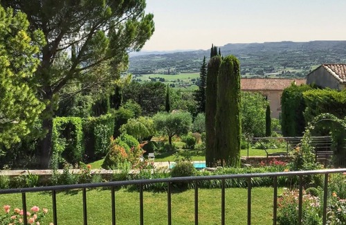 Lacoste Villa | Homerez - Family villa with private pool in Lacoste – 250 m²