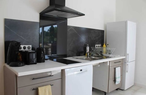 Marsillargues House | Homerez - House in Marsillargues