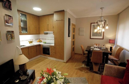 O Rosal Apartment | Homerez - Modern apartment with mountain view in Pontevedra/75 sqm