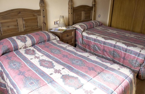 Sotoserrano House | Homerez - Nice house for 6 ppl. with terrace at Sotoserrano