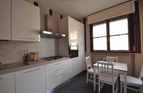 Vercelli Apartment | Homerez - Spacious apartment in Vercelli with terrace and garden