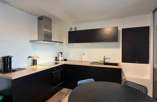 Golbey Apartment | Homerez - Spacious Apartment with 4 Bedrooms in Golbey