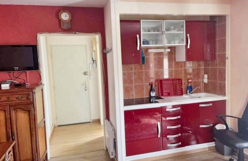 Vitry-le-Francois Apartment | Homerez - Studio in Vitry-le-François
