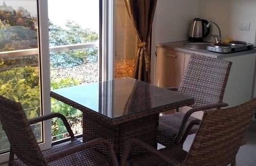 Rana Apartment | Homerez - Studio in Ulcinj - Sea View