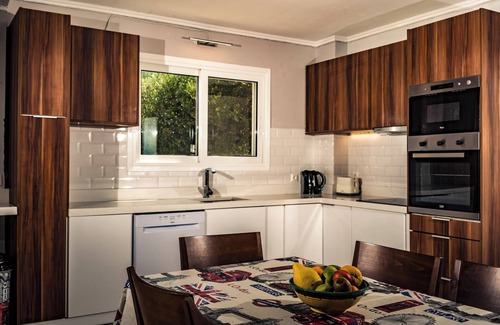 Agrilia Villa | Homerez - Villa Agrilia with Pool