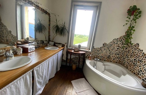 Briennon Villa | Homerez - Villa for 14 ppl. with swimming-pool, garden and terrace at Briennon