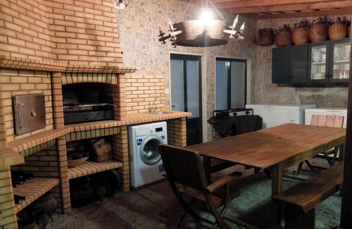 Lousada Villa | Homerez - Villa in Lousada with Pool