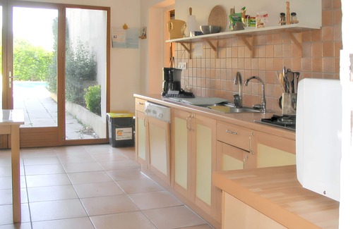 Rocher Villa | Homerez - Villa in Rocher, pool and mountain view
