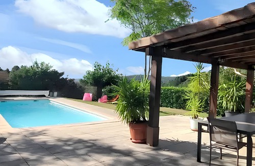 Rocher Villa | Homerez - Villa in Rocher, pool and mountain view