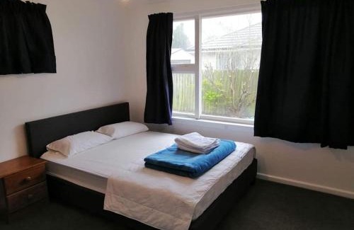Christchurch House | Homestay Family rooms Near city center