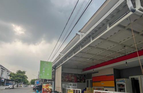 Sedati Hotel | Homestay Harmony Syariah RedPartner Near Juanda T2