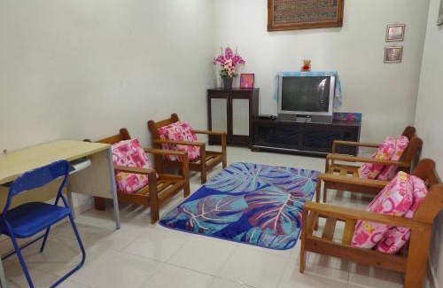 Ayer Panas House | Homestay Intan Payung Bukit Katil Tuah Perdana