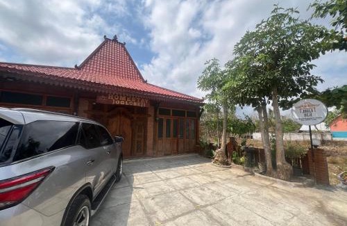 Bandung House | Homestay Joglo Beji