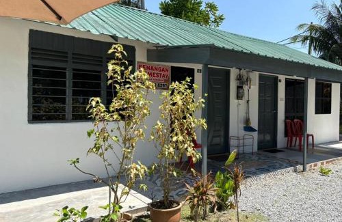 Kampung Padang Nenering House | Homestay Kenangan Kati Kuala Kangsar
