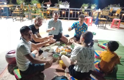 Van Chan House | Homestay phố núi suối giàng