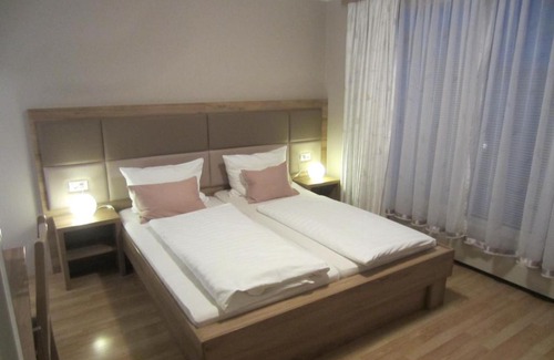 Kranj House | Homestay Sreš