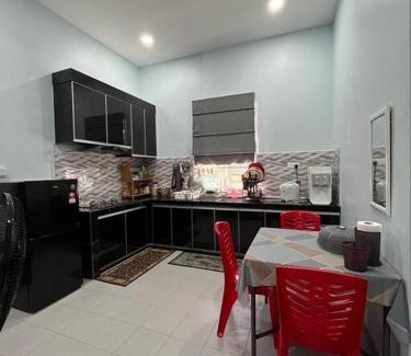 Batu Rakit House | Homestay Tengku Arif Batu Rakit