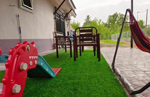 Jasin House | Homestay Tok Abah Jasin