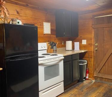 Saint Helens House | Homestead Cabin Red River Gorge