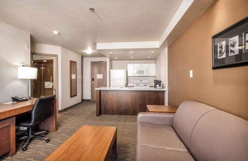 Regina Hotel | Homesuites by d3h