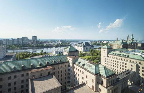 Byward Market - Parliament Hill Hotel | Homewood Suites By Hilton Ottawa Downtown