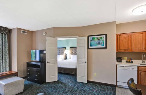 Fox Valley Hotel | Homewood Suites by Hilton Aurora Naperville