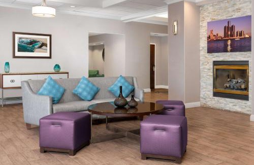 Troy Hotel | Homewood Suites by Hilton Detroit-Troy