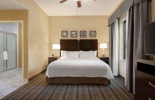 Newtown Hotel | Homewood Suites by Hilton Newtown - Langhorne, PA