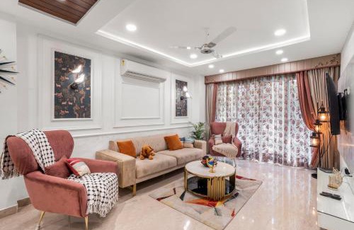 Saket Apartment | Homlee-Pentagon 5 BHK luxurious-Lift-Parking-Saket