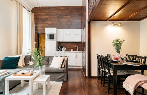 Stare Miasto Apartment | Honey Apartment - LoftAffair