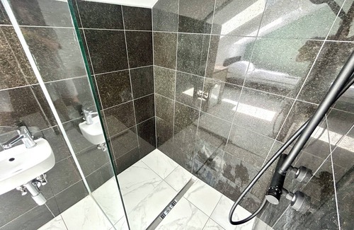 Poestlingberg Apartment | HONOR - Ideal for 2