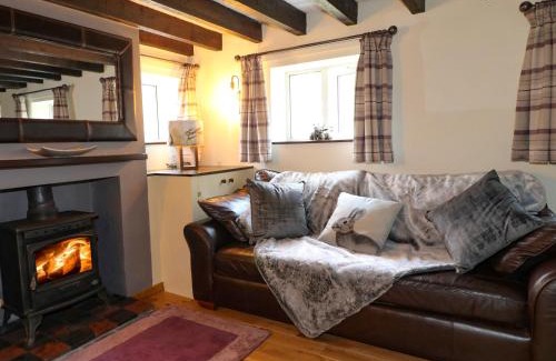 Longnor House | Hoobrook Cottage