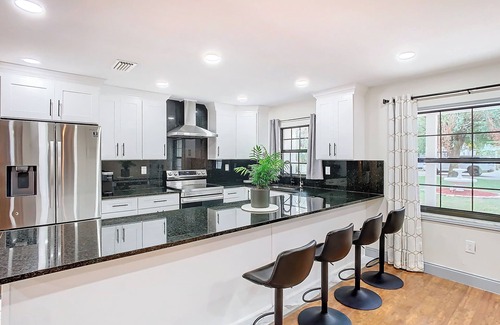 Old Seminole Heights House | Hoops & H2O Oasis: Home w Large Yard, Bball & Pool in Seminole Heights, Tampa