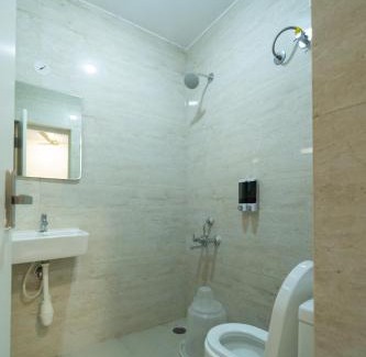 Yelahanka Bed & Breakfast | Hoppers Stop Yelahanka