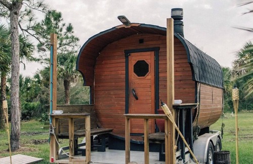 Clewiston House | HORIZONS Sugar Valley Agritourism Forest View