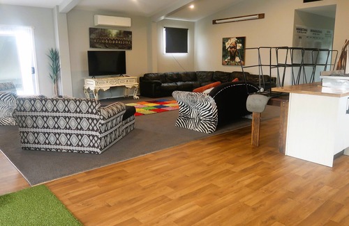 Horotiu House | Horotiu group Accomodation
