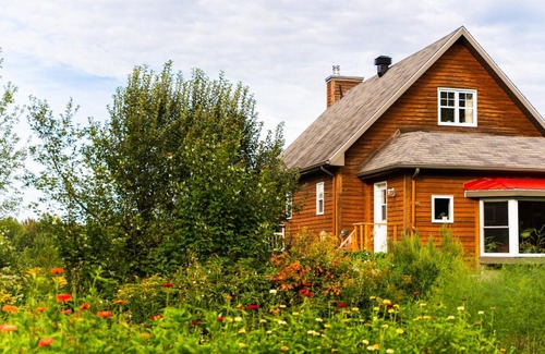 Austin Ski Chalet | Hors Champs