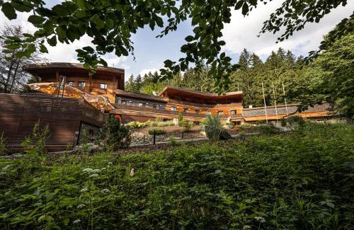 Celadna Hotel | Horský hotel Lorkova vila