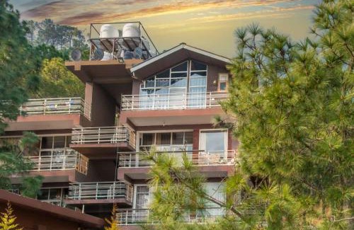 Dharampur Apartment | host jatin kasauli crest 7o1827o7o3