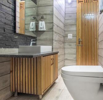 Dharampur Apartment | host jatin kasauli crest 7o1827o7o3