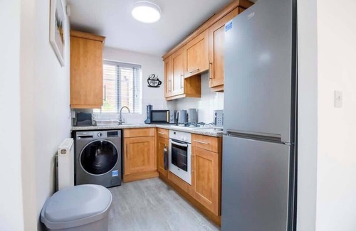 Milton Malsor Apartment | Host & Stay | Clover Field