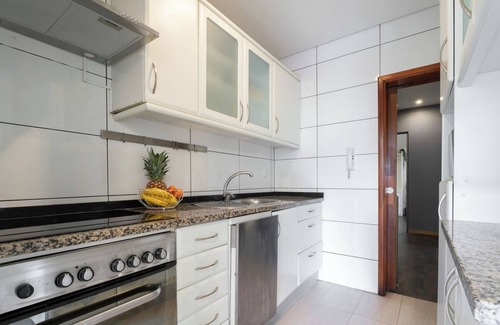 Sao Mamede de Infesta House | Host Wise - Charming Spacious Duplex House