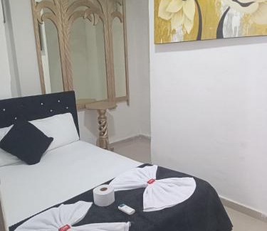 Sur Oriente House | Hostal Asturias Real