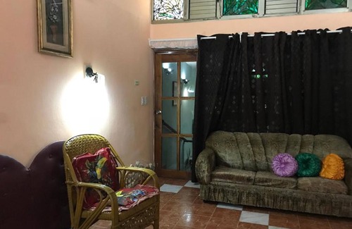 Puerto de Boniato House | Hostal Aurora