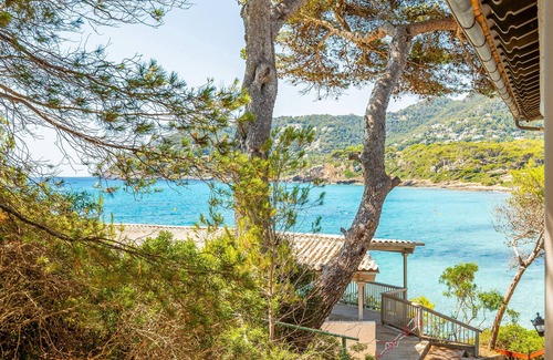 Canyamel Apartment | Hostal Boutique Canyamel - 106 Double Room with Partial Sea View, Terrace, Wi-Fi and A/C