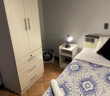 Pudahuel Bed & Breakfast | Hostal Brisa Serena