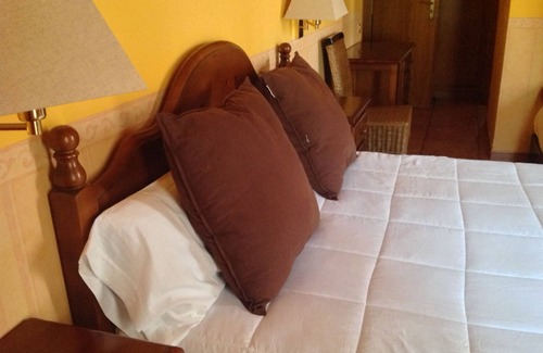 Collbato Hotel | Hostal Can Missè