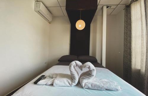Coca House | Hostal Casa Blanca