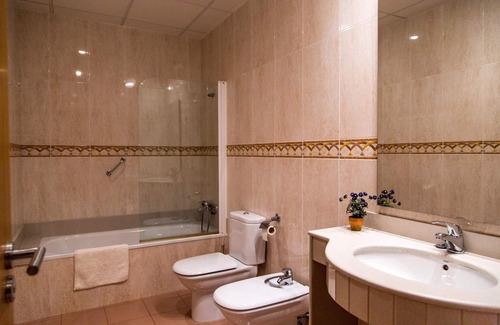 La Senia House | Hostal Casa Manolo